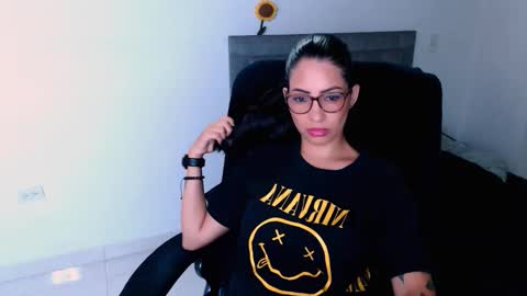 diana online show from May 15, 1:22 am