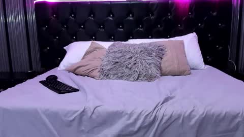 ammber_lennox online show from March 7, 2:35 pm