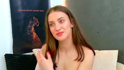 Amira online show from April 7, 11:12 am