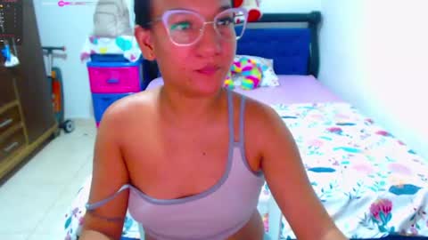 IM AMMY online show from June 6, 1:56 am