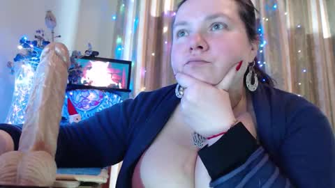 amorelara online show from February 5, 9:56 am