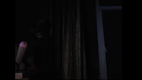 amorelara online show from December 3, 5:15 pm