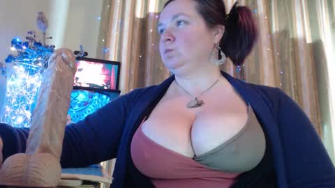 amorelara online show from February 4, 9:12 am