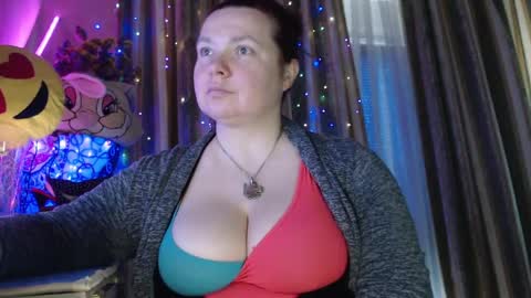 amorelara online show from May 13, 2:01 pm