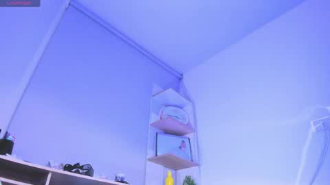 Amy online show from May 8, 11:17 pm