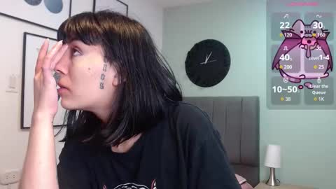 Amy 3 online show from October 21, 5:00 am