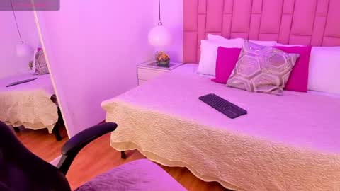 Aleja   online show from January 10, 3:33 am