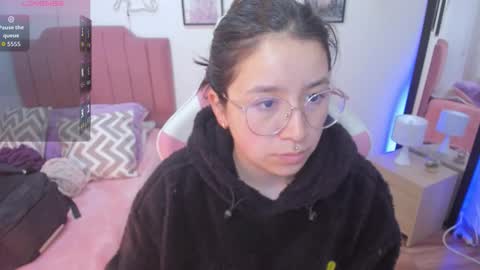 Amy sophia 3 online show from November 17, 1:34 pm