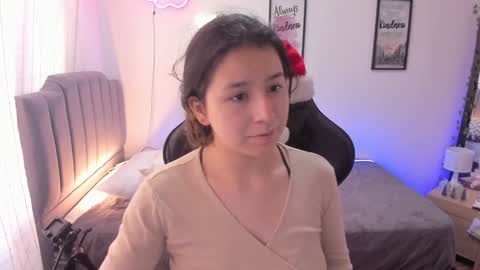 Amy sophia 3 online show from December 26, 3:31 pm