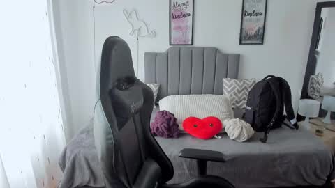 Amy sophia 3 online show from October 20, 12:52 pm