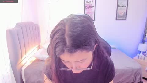 Amy sophia 3 online show from January 4, 1:53 pm