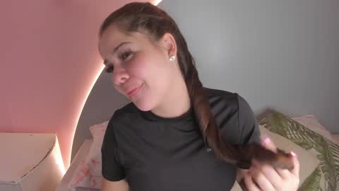  Amy  nickname Kirby online show from January 25, 10:18 pm