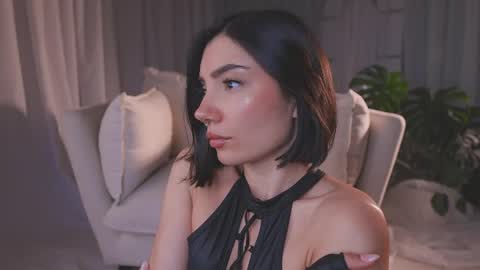 Amy Armstrong online show from May 14, 11:32 pm