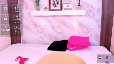 My name is AMY... Nice to meet you  thumb up me please its important online show from December 16, 9:20 pm