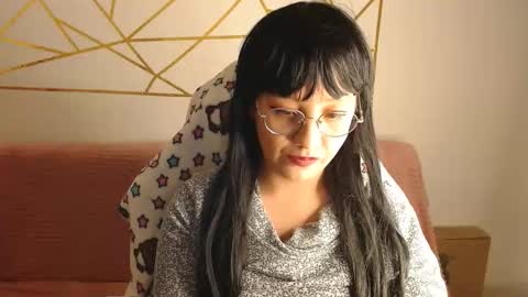 Amy Lee online show from January 13, 5:46 am