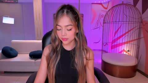 Snapshot of amydavis_ chatting on February 28, 3:04 am Amy online show from February 28, 3:04 am