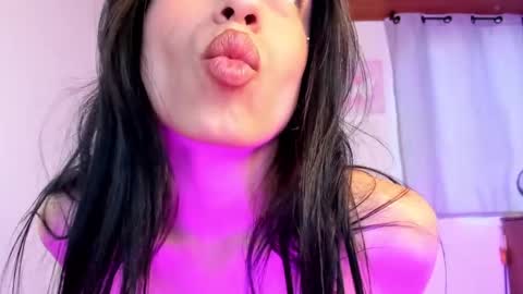 Amy online show from December 17, 10:11 pm