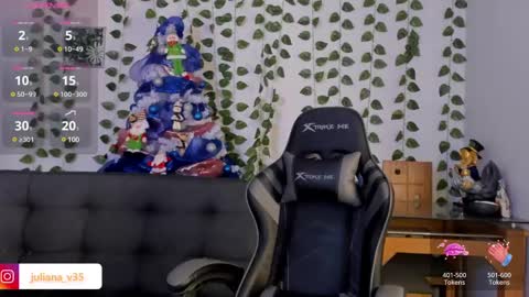 Amy online show from December 21, 4:03 pm