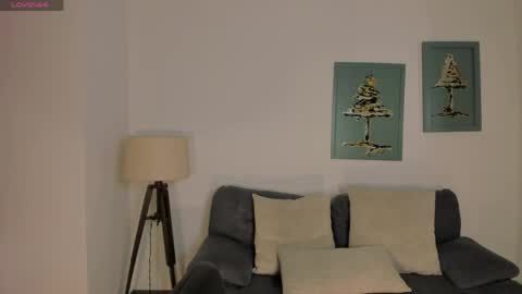 AMY R  online show from May 11, 1:24 pm