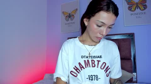 Amy online show from January 3, 9:36 pm