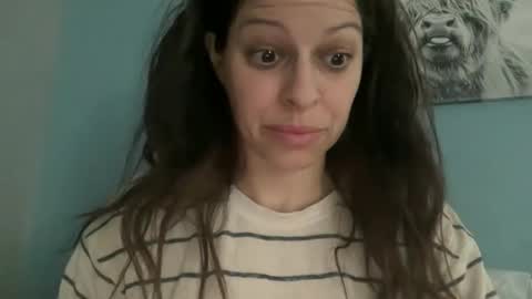 Snapshot of amysmilez chatting on February 23, 1:56 pm Amy Smilez online show from February 23, 1:56 pm