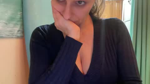 Snapshot of amysmilez chatting on January 24, 11:45 pm Amy Smilez online show from January 24, 11:45 pm
