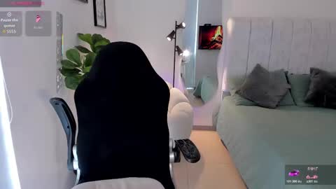    online show from March 10, 6:56 pm