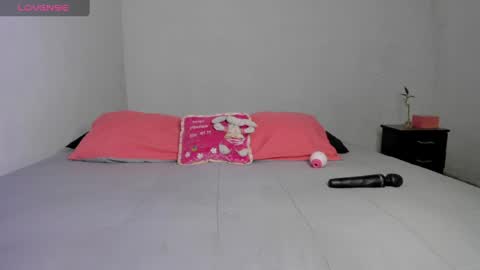 Amyy online show from April 1, 12:33 am