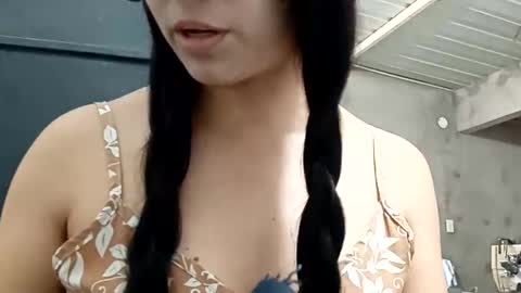 ana332615 online show from May 25, 2:27 pm