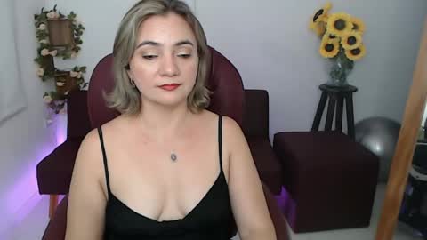  Ana  online show from May 17, 11:15 pm