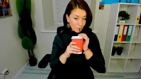 Ana online show from September 24, 3:11 pm