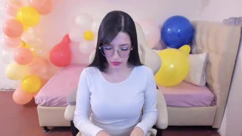 Im anna but you can call me as you want online show from May 25, 10:20 pm