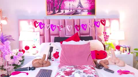 anaa_bellaa online show from February 13, 12:40 pm