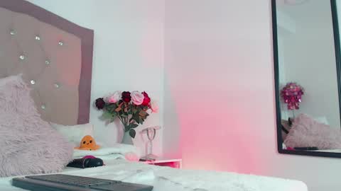 Ana Moon  online show from February 3, 6:33 am