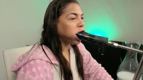 Anabel Alice Gandara online show from March 5, 11:28 am