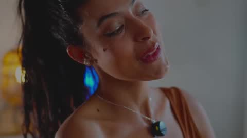 Snapshot of anabelcurvy chatting on October 9, 1:59 pm anabelcurvy online show from October 9, 1:59 pm