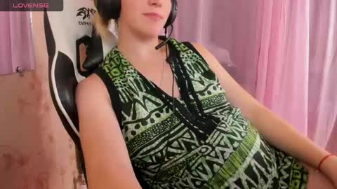 AnabelMelody online show from November 5, 6:57 pm