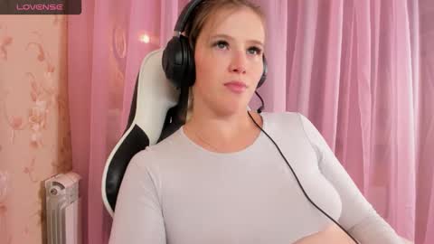 AnabelMelody online show from October 25, 6:37 pm