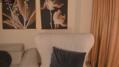 Ana  online show from October 10, 12:32 pm