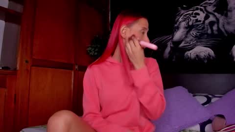 Anahi online show from December 20, 3:32 am