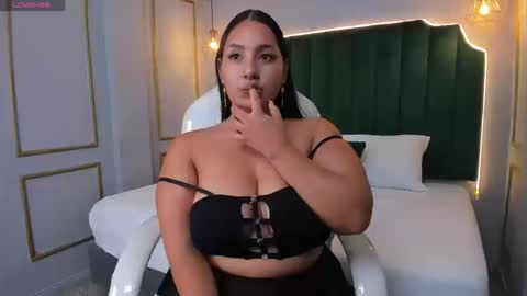 anaira online show from September 25, 1:43 pm