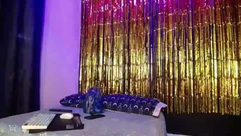 anais  cooper  online show from January 4, 6:19 pm