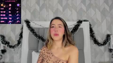   online show from December 19, 11:35 am