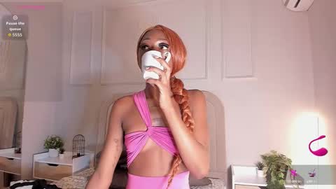 anamonroee online show from October 15, 12:08 pm