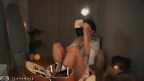 Ana online show from October 15, 9:06 pm