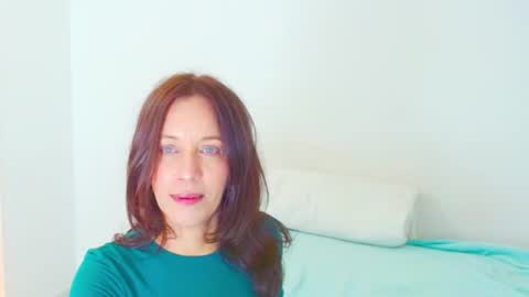 anapereira12 online show from June 19, 10:02 pm