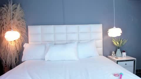 A N A S T A S I A online show from September 17, 5:33 pm