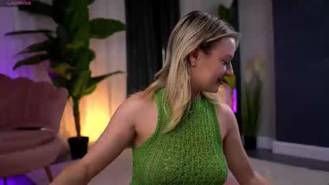 AnastasiaMills online show from November 14, 9:59 pm