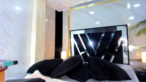 Anastasia online show from April 28, 2:10 pm