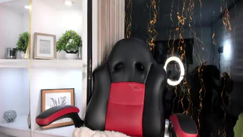 Anastasia online show from May 21, 2:48 pm